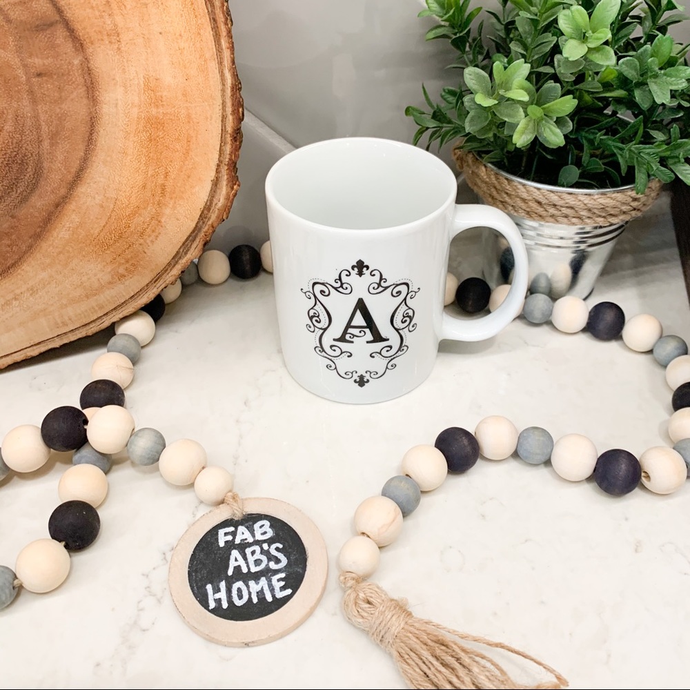 Black and White A Fleur de lis Coffee Mug
